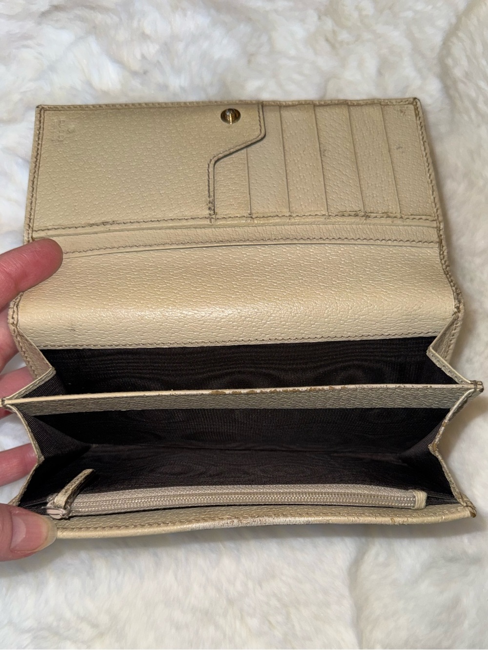 Gucci Brown GG Supreme Flap Wallet with Metal Plaque - Picture 10 of 14